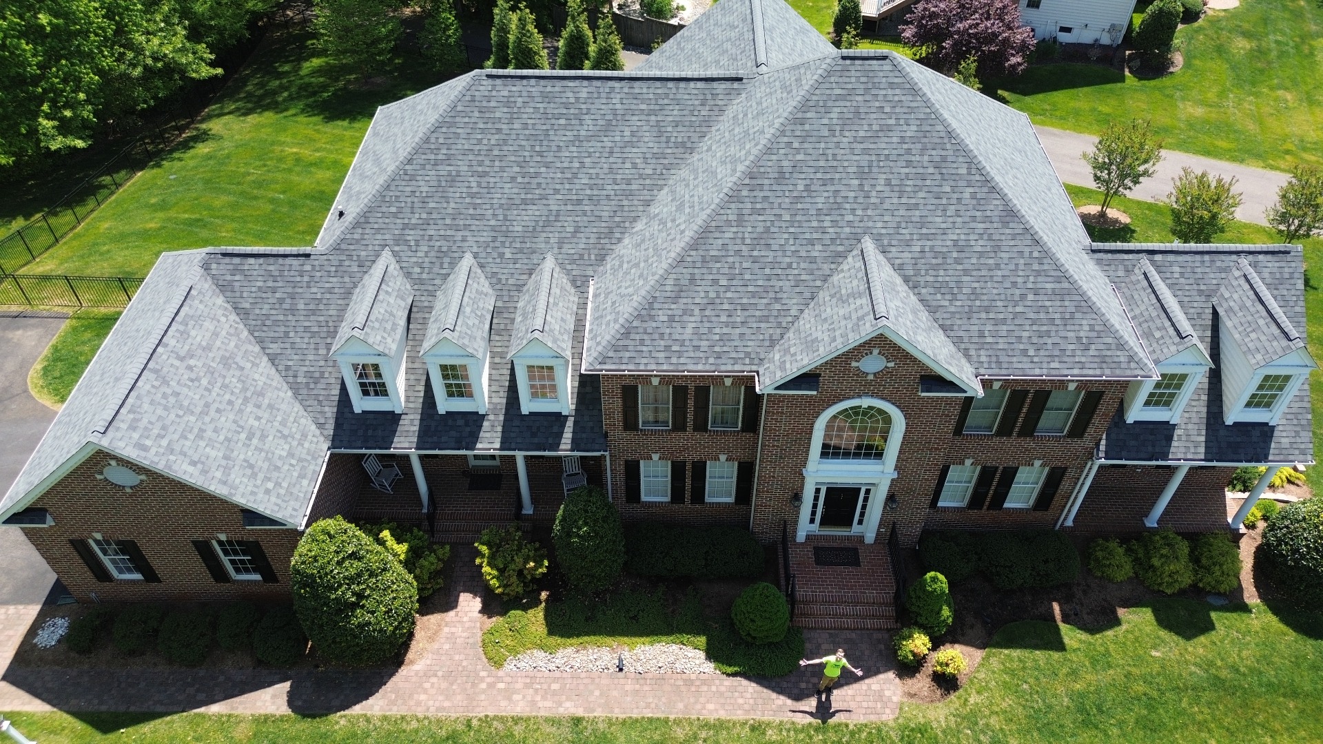 Prime Roofing & Siding technician at work in Crofton